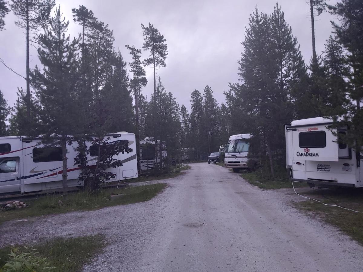 Blue River Cabins & Campgrounds Eksteriør bilde